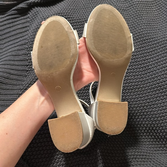 Lulus Harper ivory satin ankle strap heels size 7.5 - Picture 6 of 15